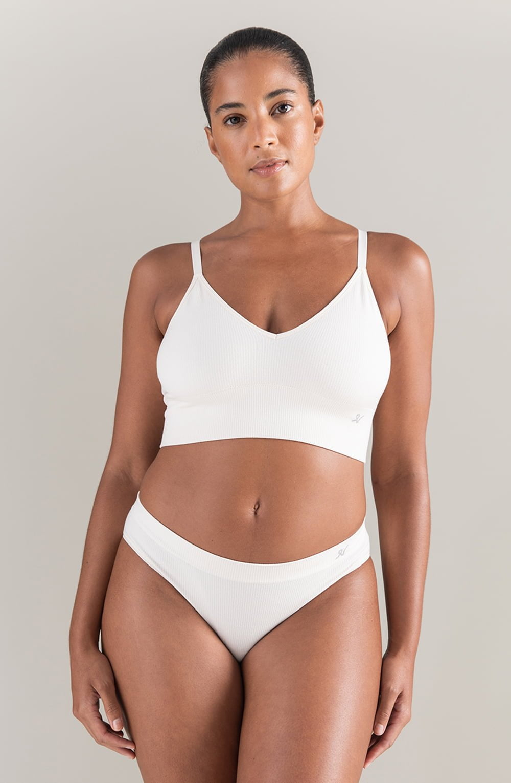 The TENCEL™ Seamless Bralette White Sand – Bras, view 2 of 6