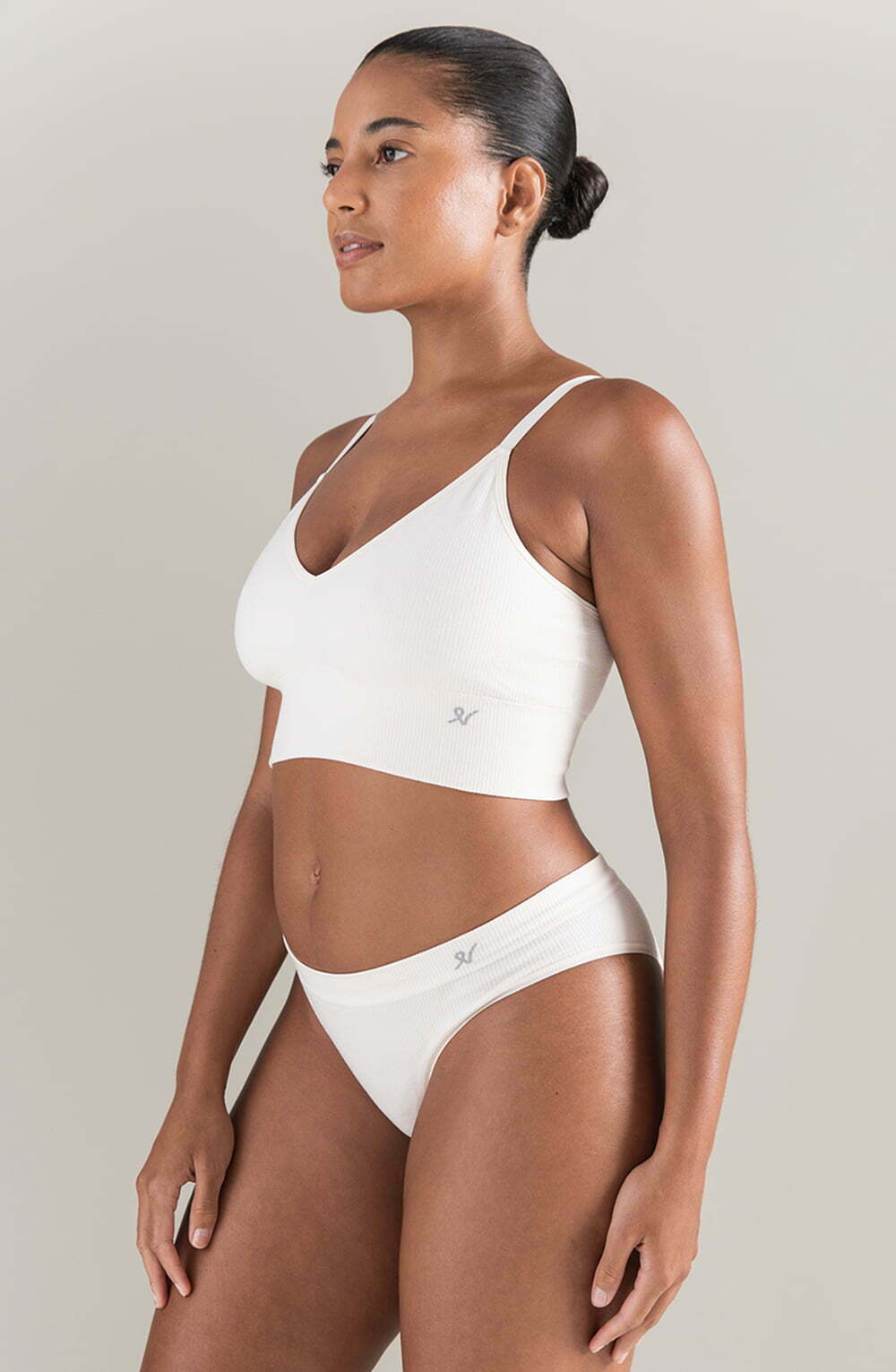 The TENCEL™ Seamless Bralette White Sand – Bras, view 3 of 6