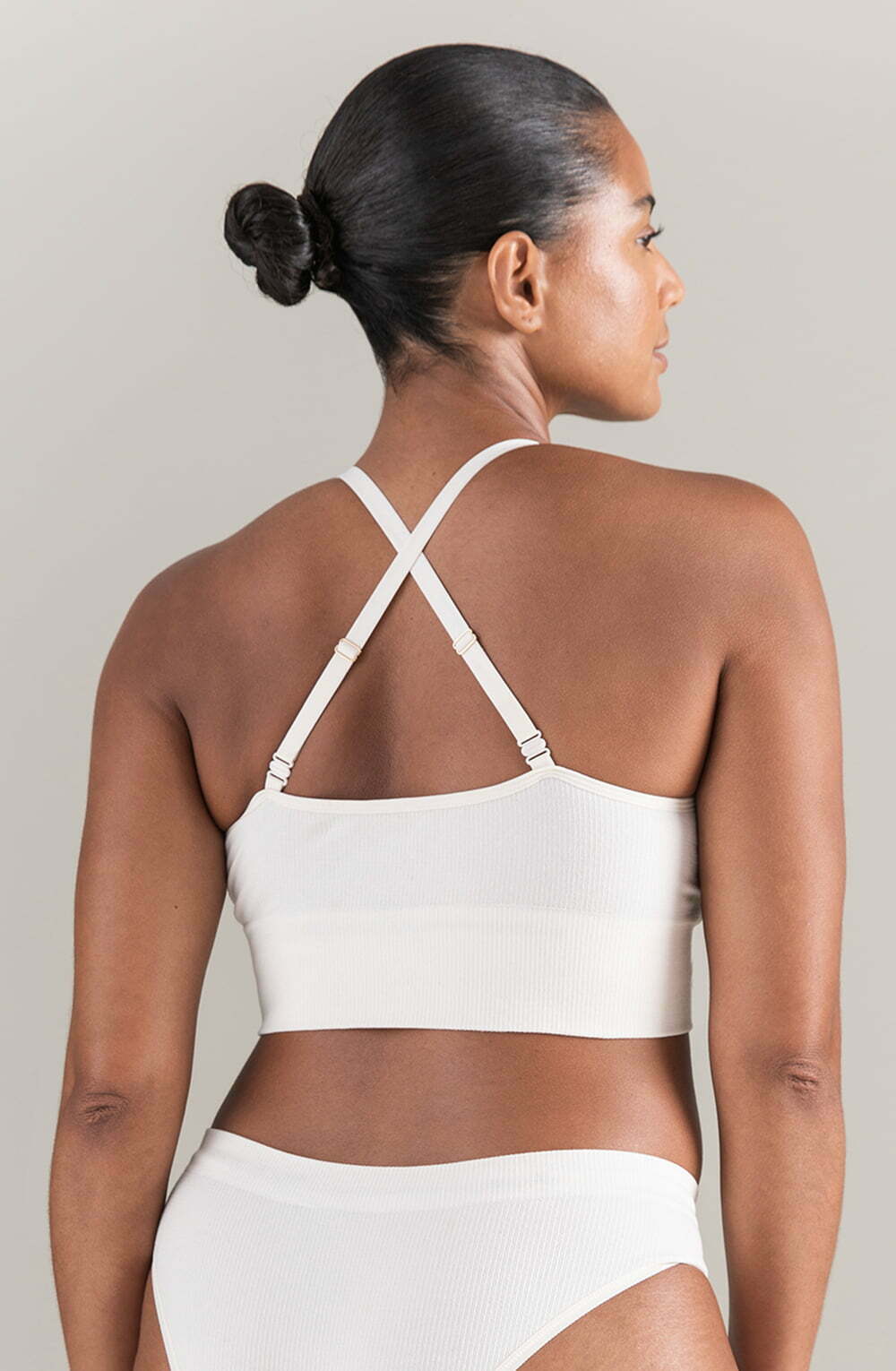The TENCEL™ Seamless Bralette White Sand – Bras, view 5 of 6